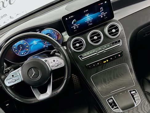 Used 2020 Mercedes-Benz GLC 300 4MATIC Coupe image 18