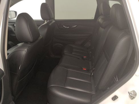 Used 2020 Nissan Rogue SL AWD/4WD image 18