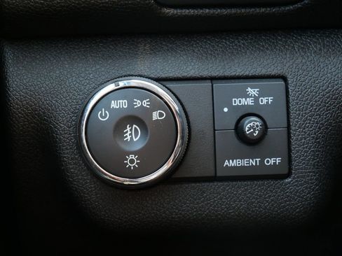 Used 2016 Chevrolet Traverse LT w/ Style and Technology Package AWD/4WD image 18