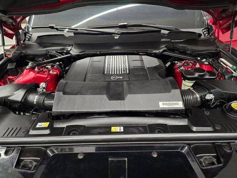 Used 2022 Land Rover Range Rover Sport SVR image 15