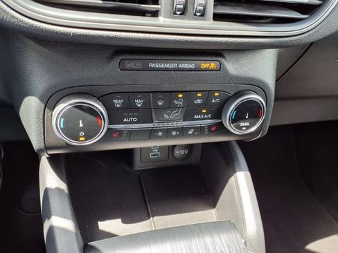Certified 2023 Ford Escape Active AWD/4WD image 23