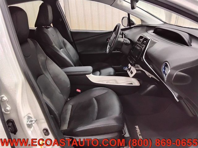 Used 2016 Toyota Prius Four Touring FWD image 14