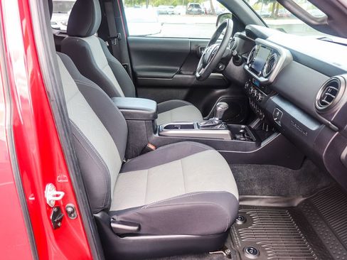 Certified 2021 Toyota Tacoma TRD Sport w/ Technology Package RWD image 20