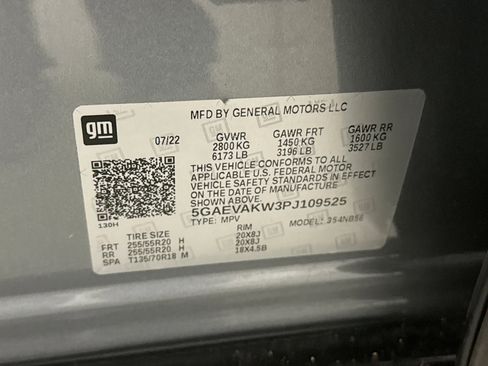 Used 2023 Buick Enclave Essence w/ Experience Buick Package image 27