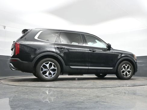 Used 2021 Kia Telluride EX image 46