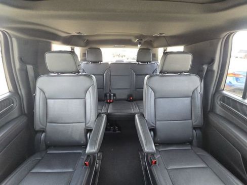 Used 2023 GMC Yukon XL Denali w/ Max Trailering Package image 19