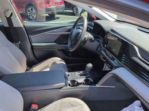 Used 2025 Toyota Camry LE FWD image 10