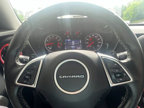 Used 2020 Chevrolet Camaro LT RWD image 18