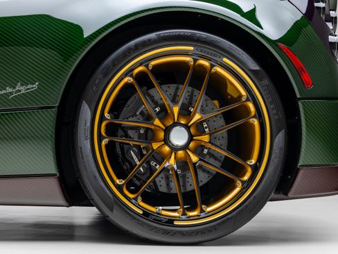 Used 2020 Pagani Huayra image 16