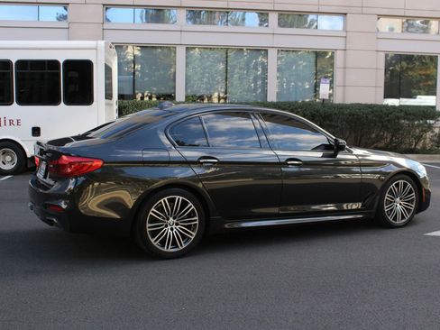 Used 2018 BMW 530i xDrive AWD/4WD image 7