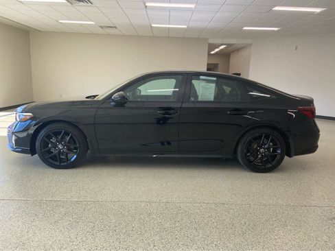 Used 2025 Honda Civic Sport Touring image 10