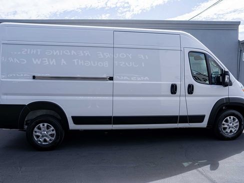 Used 2025 RAM ProMaster 2500 w/ Quick Order Package 22G SLT FWD image 8