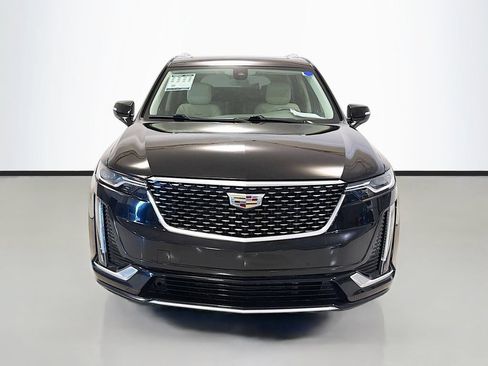 Used 2021 Cadillac XT6 Premium Luxury w/ LPO, Floor Liner Package AWD/4WD image 2