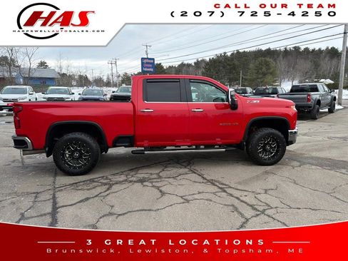 Used 2022 Chevrolet Silverado 2500 LTZ w/ Z71 Off-Road Package image 5