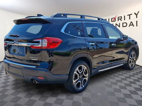 Used 2023 Subaru Ascent Touring AWD/4WD image 4