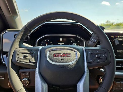 New 2026 GMC Sierra 2500 SLT image 18