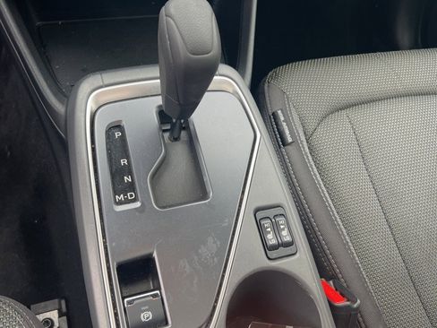 Used 2024 Subaru Crosstrek 2.0i Premium image 10