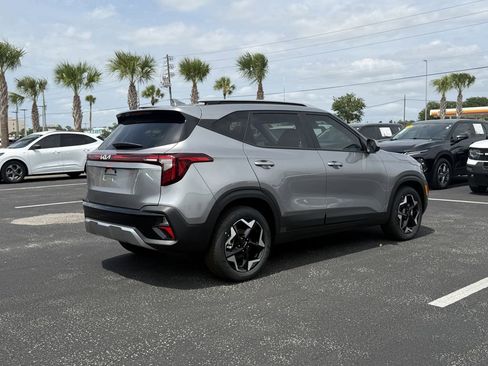 New 2026 Kia Seltos S FWD image 4