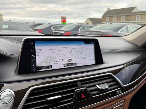 Used 2016 BMW 740i RWD image 18