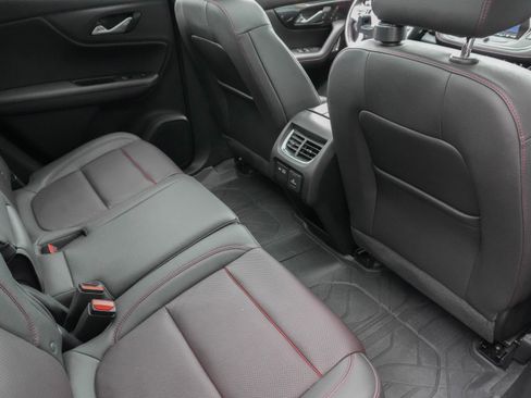 Used 2022 Chevrolet Blazer RS w/ Enhanced Convenience Package image 35