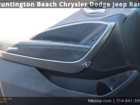 Used 2018 Hyundai Santa Fe SE image 9