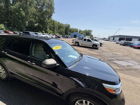 Used 2021 Ford Explorer 4WD image 30