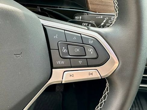 Certified 2026 Volkswagen Atlas SE AWD/4WD image 32