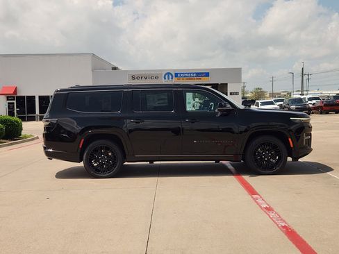 New 2026 Jeep Grand Wagoneer L Limited image 7