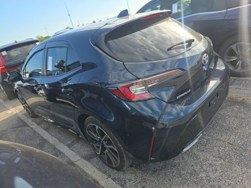 Used 2019 Toyota Corolla XSE FWD image 8