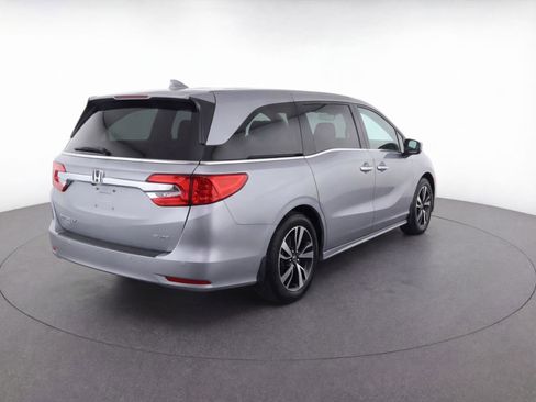 Used 2019 Honda Odyssey Elite image 4