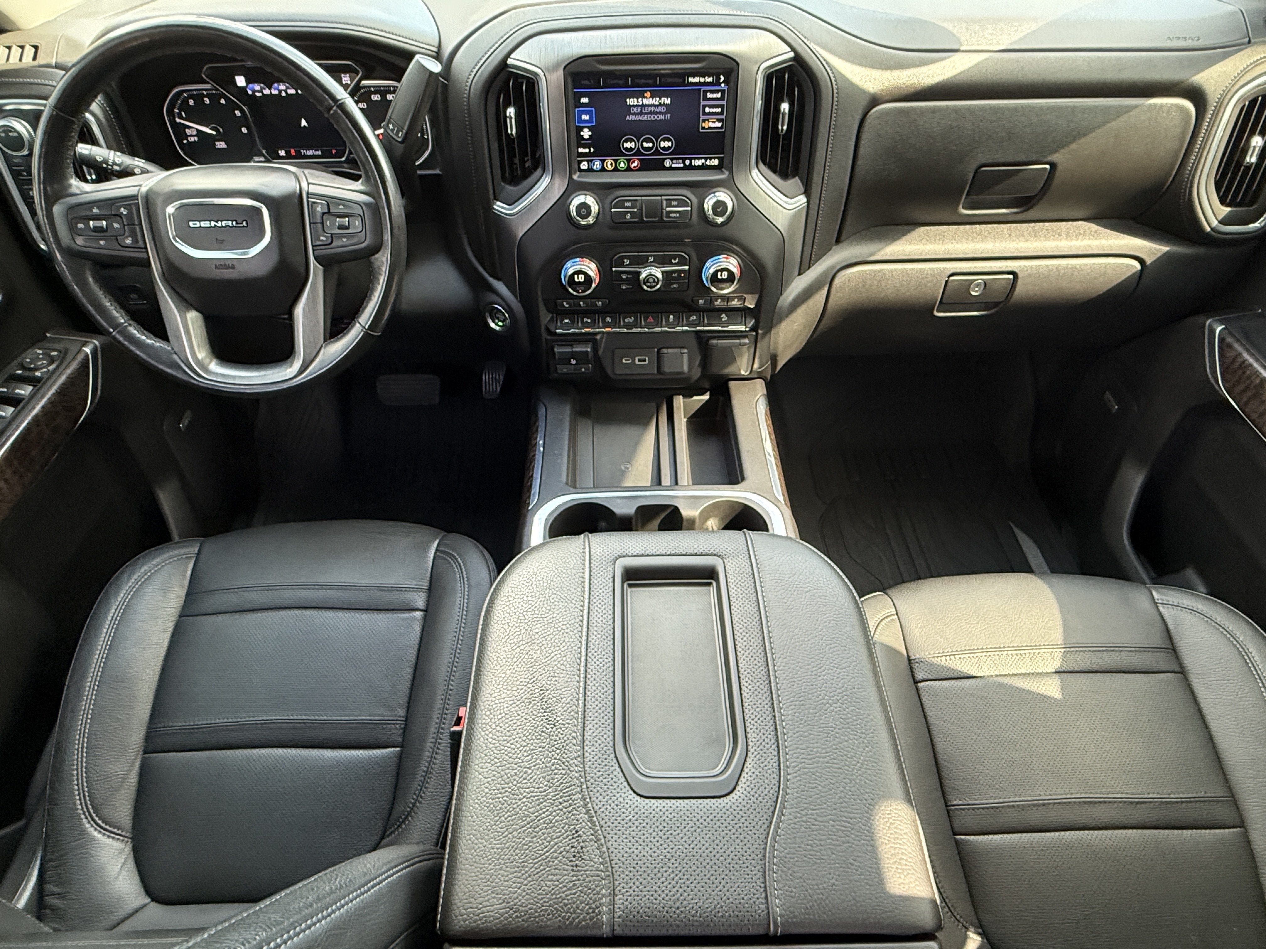 Used 2021 GMC Sierra 1500 Denali w/ Driver Alert Package II AWD/4WD image 18