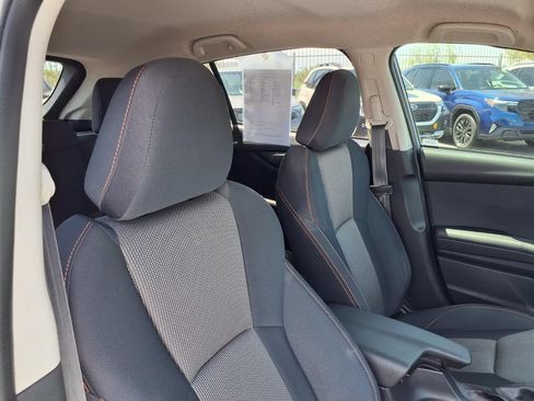Used 2019 Subaru Crosstrek 2.0i Premium AWD/4WD image 18