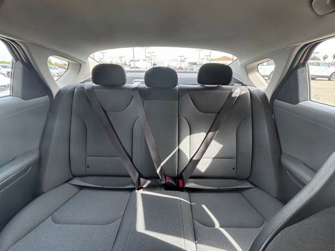 Used 2025 Kia K4 FWD image 38