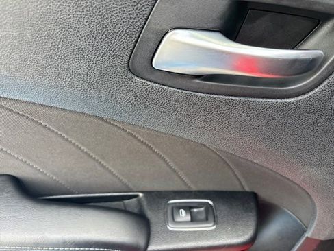 Used 2019 Dodge Charger GT w/ Blacktop Package image 34