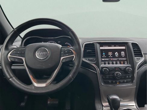 Certified 2018 Jeep Grand Cherokee Limited image 11