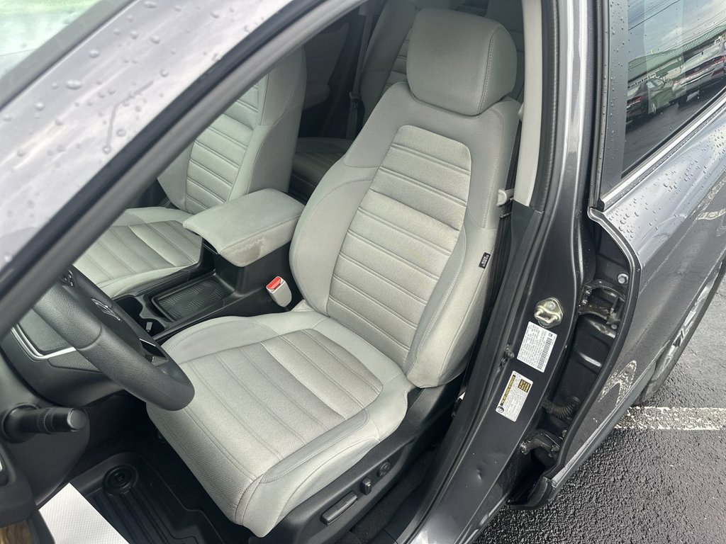 Used 2017 Honda CR-V EX image 17