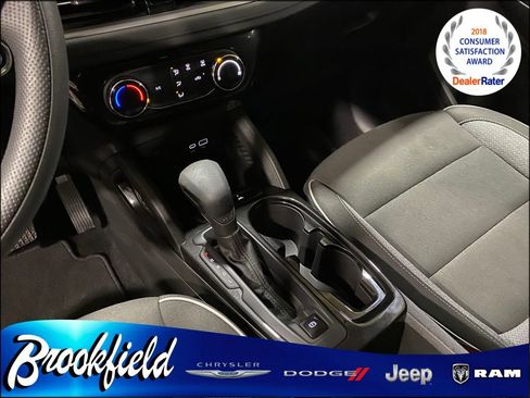 Used 2025 Chevrolet TrailBlazer LT image 23