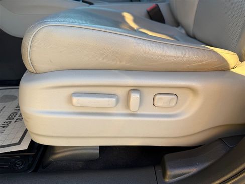 Used 2017 Honda Pilot Elite image 29
