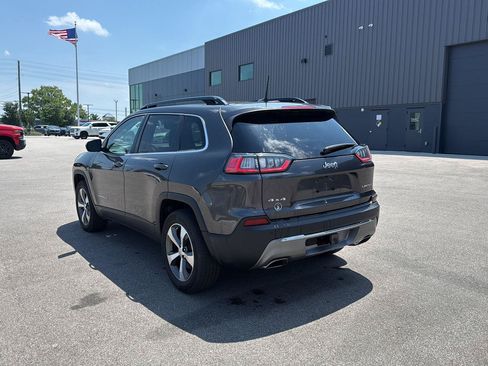 Used 2022 Jeep Cherokee Limited w/ Sun & Sound Group AWD/4WD image 5