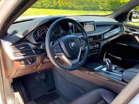 Used 2018 BMW X5 xDrive35i image 16