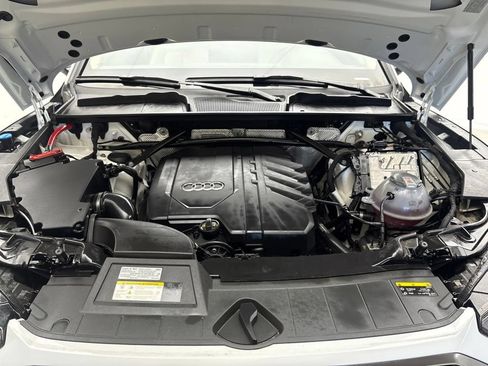 Used 2023 Audi Q5 2.0T Premium Plus w/ Premium Plus Package AWD/4WD image 16