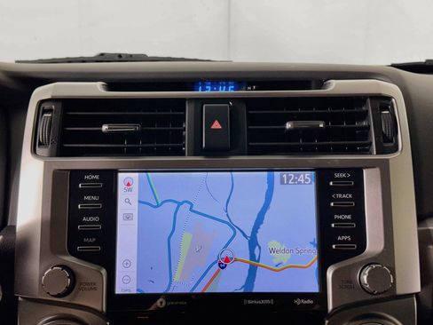 Used 2020 Toyota 4Runner SR5 Premium w/ Moonroof Package AWD/4WD image 22
