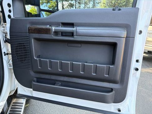 Used 2015 Ford F250 Platinum AWD/4WD image 14