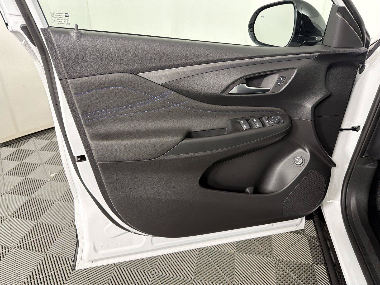 New 2026 Buick Envista Sport Touring w/ Convenience I Package FWD image 8
