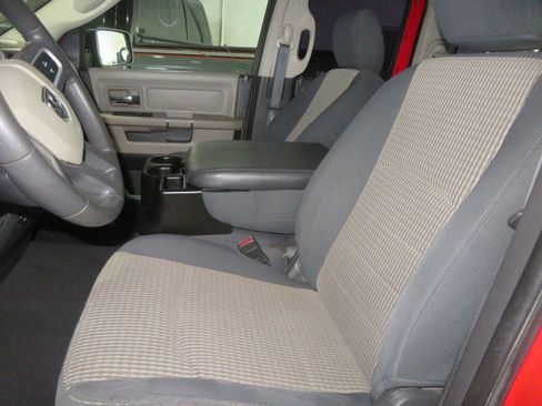 Used 2010 Dodge Ram 1500 Truck SLT image 21