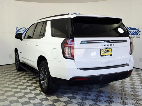 Used 2022 Chevrolet Tahoe Z71 w/ Luxury Package AWD/4WD image 2