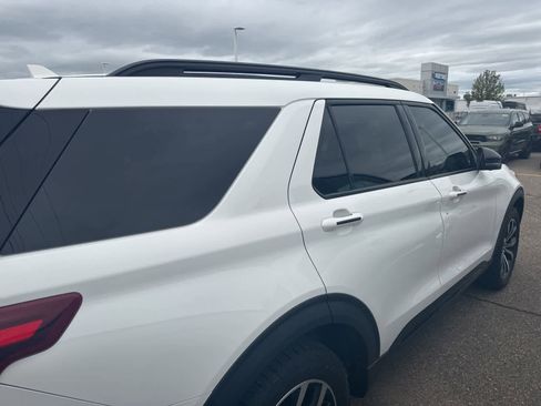 Used 2021 Ford Explorer ST w/ Equipment Group 401A AWD/4WD image 11