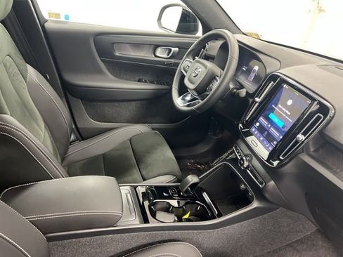 Used 2023 Volvo C40 P8 Recharge Plus w/ Climate Package AWD/4WD image 24