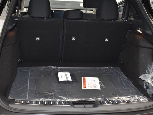 New 2026 Nissan Kicks SV w/ SV Premium Package image 18