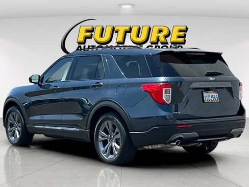 Certified 2023 Ford Explorer XLT w/ Equipment Group 202A RWD image 5